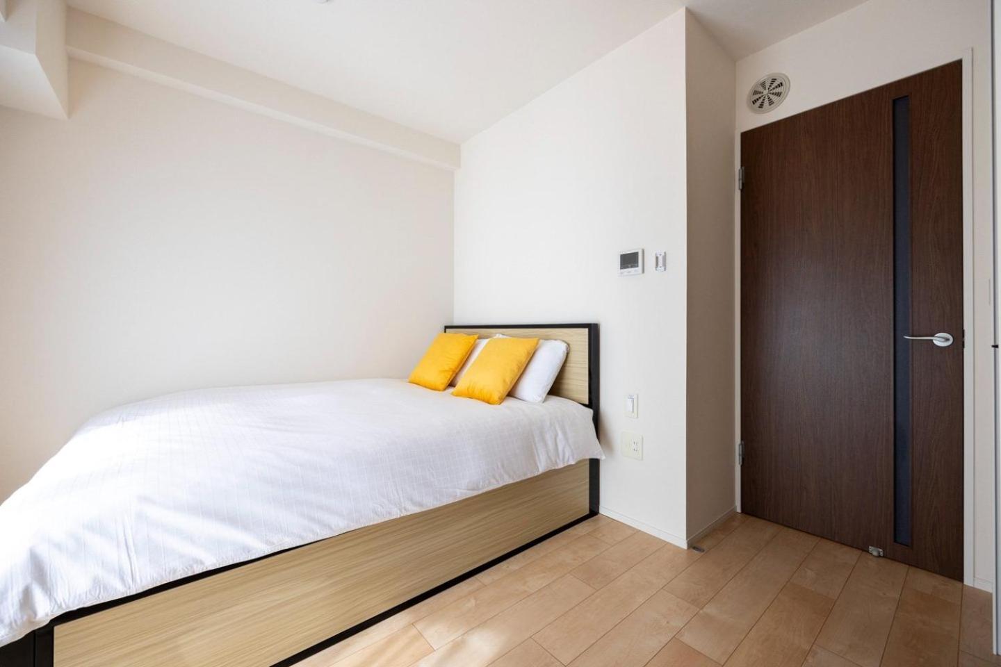 Crest Court Kagurazaka Apartment Tokyo Bagian luar foto