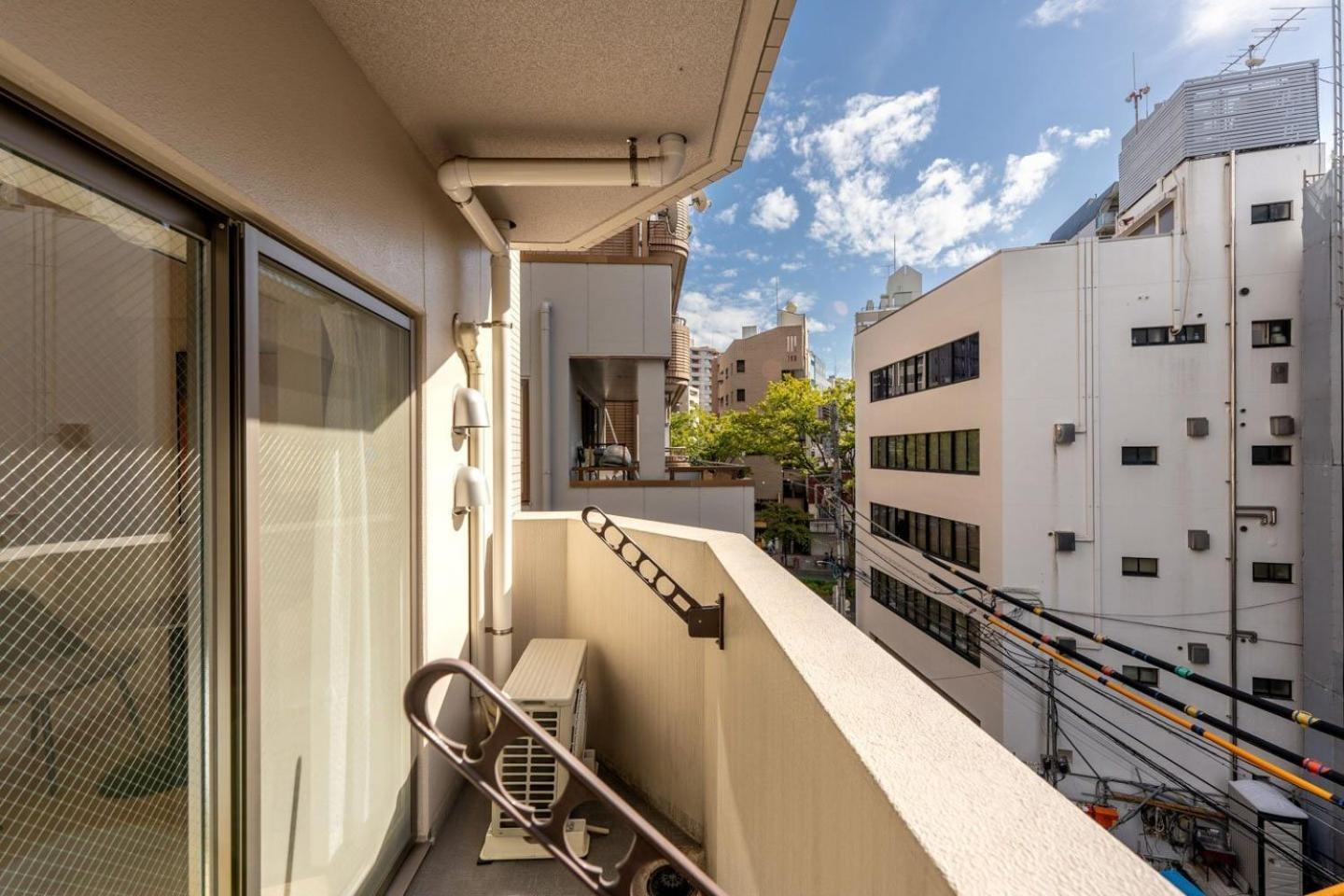 Crest Court Kagurazaka Apartment Tokyo Bagian luar foto