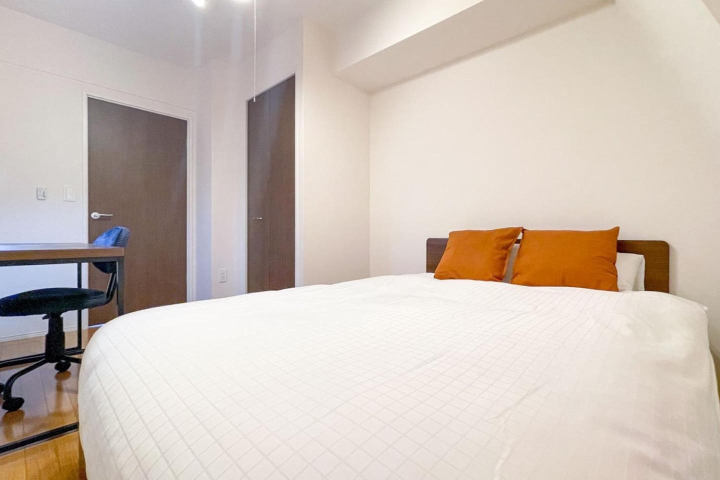Crest Court Kagurazaka Apartment Tokyo Bagian luar foto